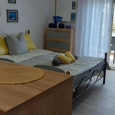 Sun & Sea : Seaside Apartament Malaki