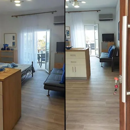 Sun & Sea : Seaside Apartament